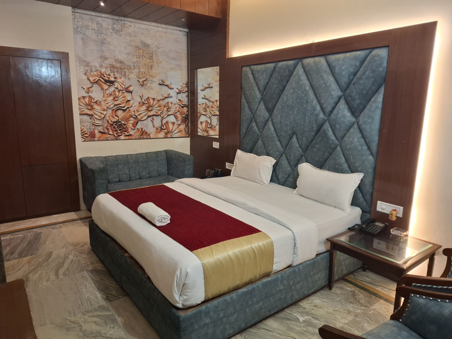 Executive Room